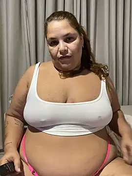 Snapshot of Livpoppe chatting on April 9, 2026, 10:54 am Livpoppe online show from April 9, 2026, 10:54 am