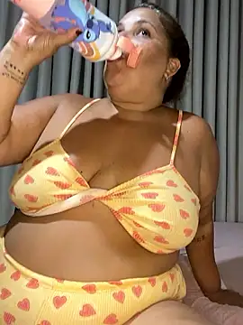 Snapshot of Livpoppe chatting on January 14, 2026, 3:10 am Livpoppe online show from January 14, 2026, 3:10 am