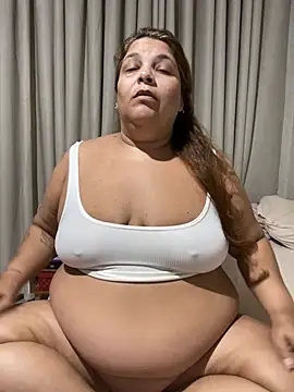 Snapshot of Livpoppe chatting on April 11, 2026, 9:29 pm Livpoppe online show from April 11, 2026, 9:29 pm