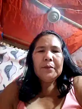 Snapshot of milagrose_rose chatting on October 15, 2025, 7:05 am milagrose rose online show from October 15, 2025, 7:05 am