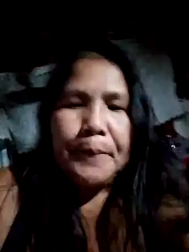 Snapshot of milagrose_rose chatting on November 14, 2025, 1:26 pm milagrose rose online show from November 14, 2025, 1:26 pm