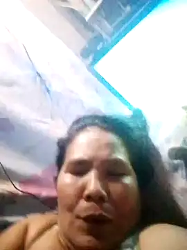 Snapshot of milagrose_rose chatting on October 12, 2025, 12:06 pm milagrose rose online show from October 12, 2025, 12:06 pm