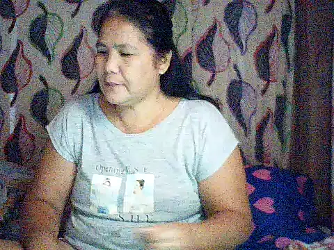 Snapshot of milagrose_rose chatting on October 4, 2025, 9:27 pm milagrose rose online show from October 4, 2025, 9:27 pm