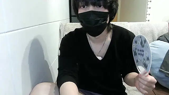 mikan kun st online show from December 1, 2025, 12:50 pm