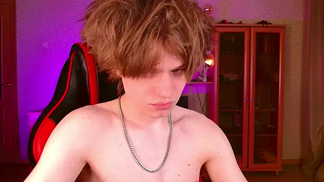 jeffreyue online show from November 11, 2025, 12:33 pm