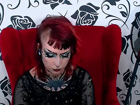 Snapshot of ViviaDark chatting on October 29, 2025, 6:18 pm ViviaDark online show from October 29, 2025, 6:18 pm