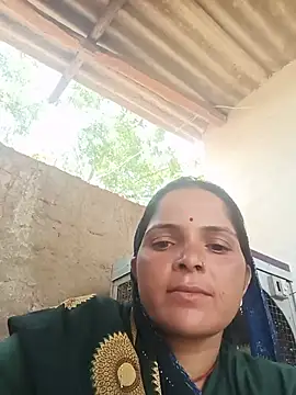 Snapshot of Hotty_ruvi chatting on June 19, 2026, 8:42 am Hotty ruvi online show from June 19, 2026, 8:42 am