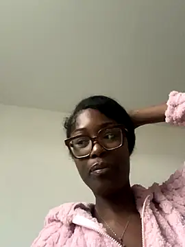 StarElexis online show from November 15, 2025, 3:49 pm