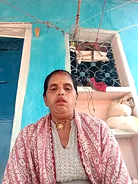 Mohni cute online show from December 15, 2025, 8:31 am