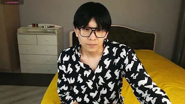 Snapshot of KaiChicken chatting on May 15, 2026, 6:28 pm KaiChicken online show from May 15, 2026, 6:28 pm