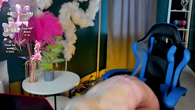 Snapshot of Callista_a chatting on April 4, 2026, 3:02 am Callista a online show from April 4, 2026, 3:02 am