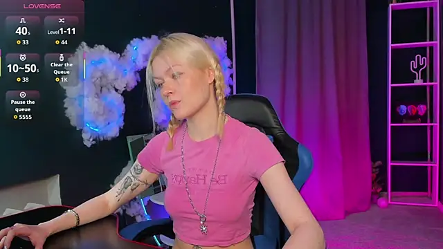 Snapshot of Callista_a chatting on December 21, 2025, 2:46 am Callista a online show from December 21, 2025, 2:46 am