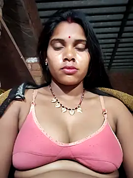 Katrina kaif143 online show from February 21, 2026, 10:45 pm