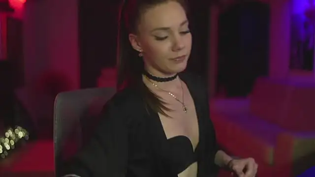 Snapshot of CandyStorm chatting on December 16, 2025, 9:41 pm CandyStorm online show from December 16, 2025, 9:41 pm