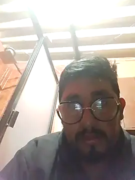 Snapshot of RAJV_ chatting on October 9, 2025, 8:42 pm RAJV online show from October 9, 2025, 8:42 pm