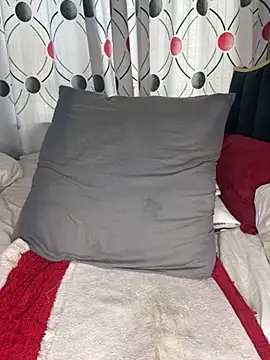 Snapshot of CynnxxxBarb chatting on December 3, 2025, 5:41 am CynnxxxBarb online show from December 3, 2025, 5:41 am