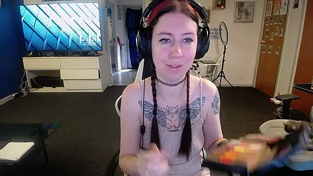 TattooedGirls online show from October 1, 2025, 8:30 am