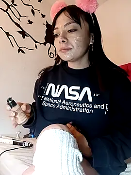 Snapshot of Valentina_Squirt- chatting on November 21, 2025, 9:08 am Valentina Squirt- online show from November 21, 2025, 9:08 am