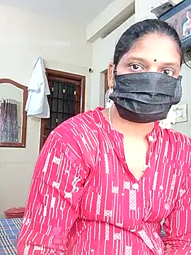 Snapshot of Kanneeswari chatting on November 19, 2025, 4:12 am Kanneeswari online show from November 19, 2025, 4:12 am