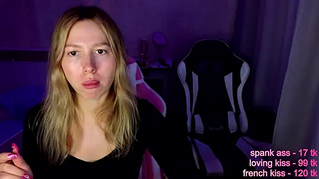 Snapshot of stefany_and_bettany chatting on November 15, 2025, 10:52 am stefany and bettany online show from November 15, 2025, 10:52 am