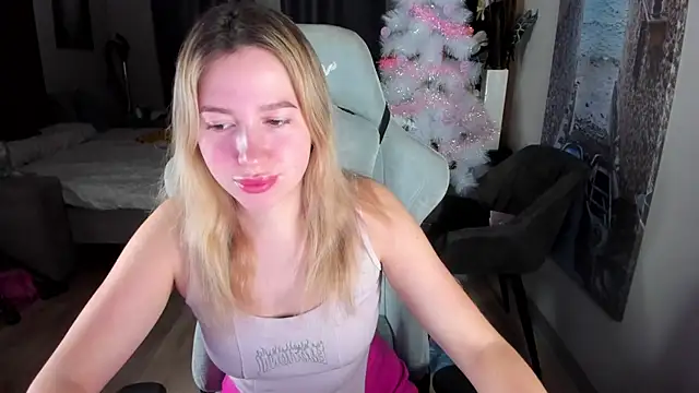 Snapshot of stefany_and_bettany chatting on January 12, 2026, 4:19 am stefany and bettany online show from January 12, 2026, 4:19 am