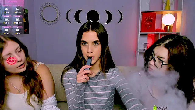 Snapshot of lina_fox12 chatting on January 13, 2026, 1:37 pm lina fox12 online show from January 13, 2026, 1:37 pm