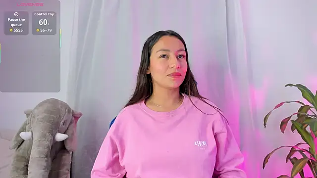 aleaa x online show from November 30, 2025, 2:34 am