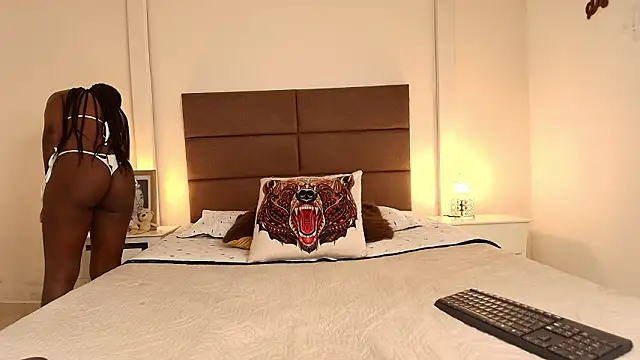 NatashaTaylor online show from March 10, 2026, 2:10 pm