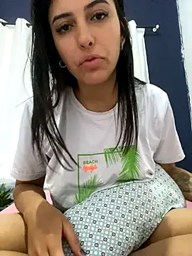 Lauramollina666 online show from October 2, 2025, 11:24 am