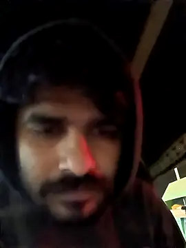 puneriboy32 online show from December 17, 2025, 6:02 pm