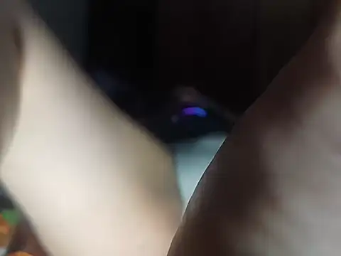 Snapshot of macKnd chatting on October 30, 2025, 6:49 pm macKnd online show from October 30, 2025, 6:49 pm