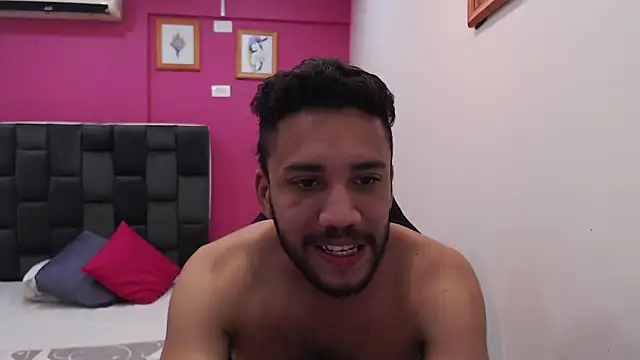 Snapshot of Juan_FelipeX01 chatting on October 21, 2025, 9:25 pm Juan FelipeX01 online show from October 21, 2025, 9:25 pm