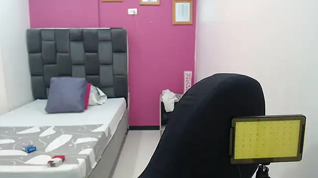 Snapshot of Juan_FelipeX01 chatting on October 17, 2025, 11:06 pm Juan FelipeX01 online show from October 17, 2025, 11:06 pm