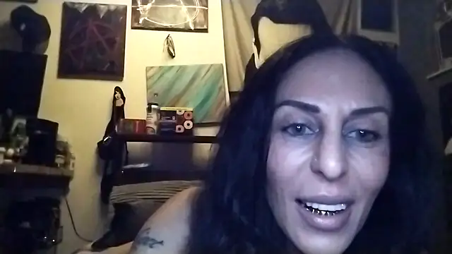 Snapshot of inkdhollow1 chatting on October 3, 2025, 2:48 am inkdhollow1 online show from October 3, 2025, 2:48 am