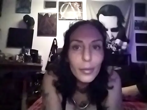 Snapshot of inkdhollow1 chatting on October 6, 2025, 4:46 am inkdhollow1 online show from October 6, 2025, 4:46 am