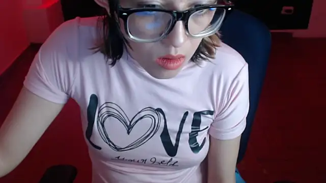 cristal hills 19 online show from February 13, 2026, 5:35 pm