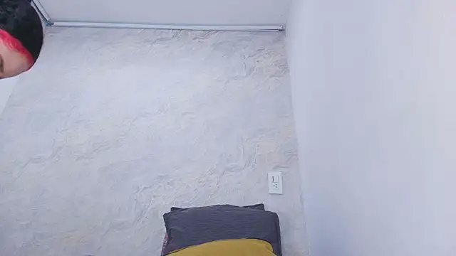 ashly mr online show from November 28, 2025, 11:54 am