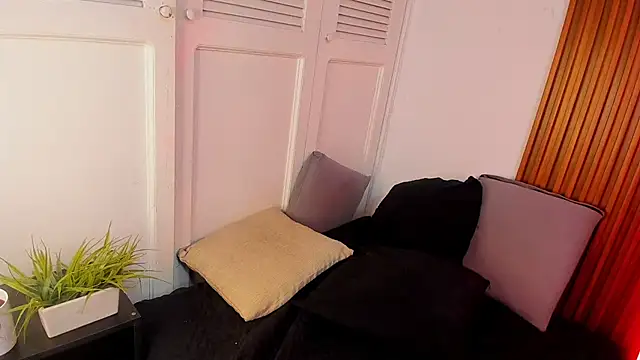 cloemorningstar online show from October 7, 2025, 2:40 pm