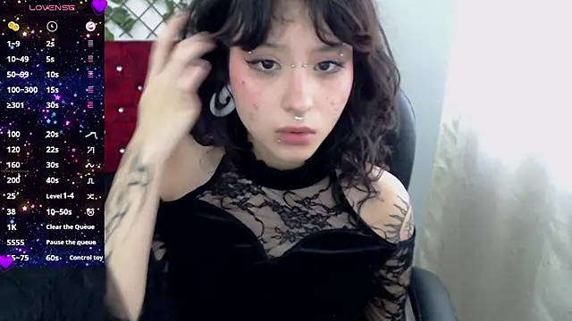 Lia Carter  online show from January 16, 2026, 9:30 pm