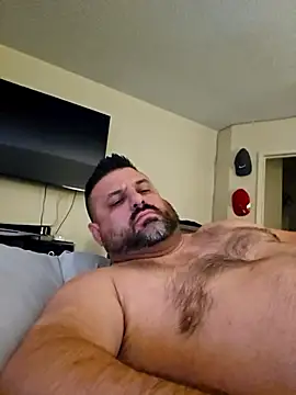 Snapshot of Roddog18 chatting on November 21, 2025, 3:16 am Roddog18 online show from November 21, 2025, 3:16 am