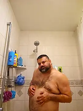 Snapshot of Roddog18 chatting on November 26, 2025, 6:57 am Roddog18 online show from November 26, 2025, 6:57 am