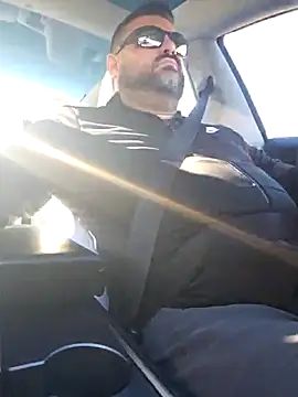 Snapshot of Roddog18 chatting on November 25, 2025, 4:18 pm Roddog18 online show from November 25, 2025, 4:18 pm