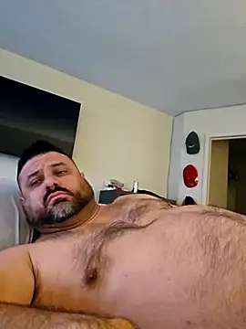 Snapshot of Roddog18 chatting on November 20, 2025, 3:12 pm Roddog18 online show from November 20, 2025, 3:12 pm