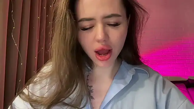 Snapshot of AlmaryKim chatting on January 25, 2025, 10:18 pm AlmaryKim online show from January 25, 2025, 10:18 pm