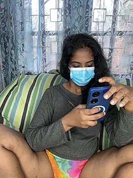 Snapshot of SukiyamaAsia chatting on February 28, 2026, 7:19 am SukiyamaAsia online show from February 28, 2026, 7:19 am