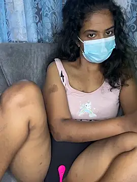 Snapshot of SukiyamaAsia chatting on January 19, 2026, 7:45 am SukiyamaAsia online show from January 19, 2026, 7:45 am