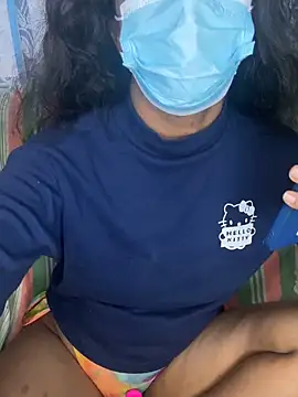 Snapshot of SukiyamaAsia chatting on February 5, 2026, 5:36 am SukiyamaAsia online show from February 5, 2026, 5:36 am