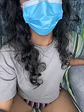 Snapshot of SukiyamaAsia chatting on February 23, 2026, 4:40 pm SukiyamaAsia online show from February 23, 2026, 4:40 pm