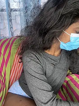 Snapshot of SukiyamaAsia chatting on February 16, 2026, 7:18 am SukiyamaAsia online show from February 16, 2026, 7:18 am