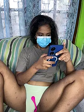 Snapshot of SukiyamaAsia chatting on February 20, 2026, 6:59 am SukiyamaAsia online show from February 20, 2026, 6:59 am